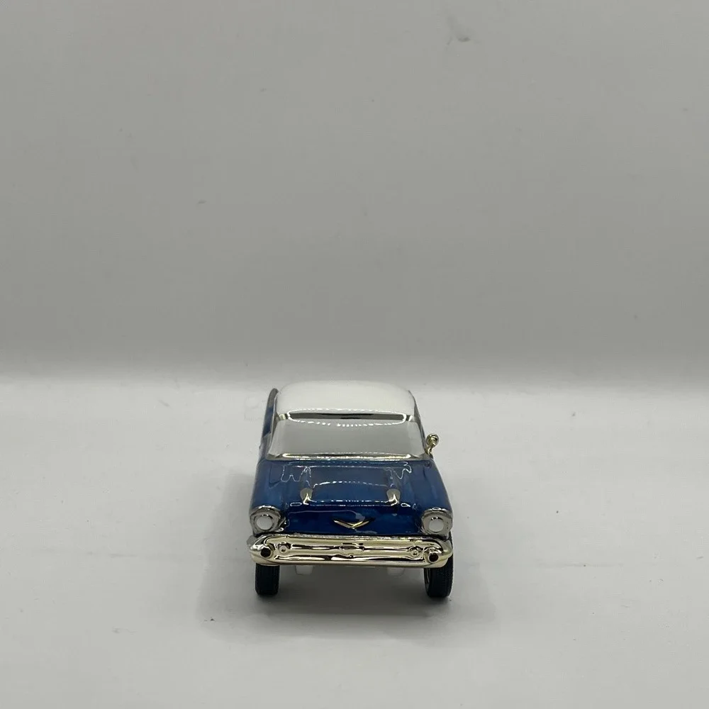 Department 56 Snow Village Classic Cars 1957 Chevrolet Bel Air 56.55283 Blue